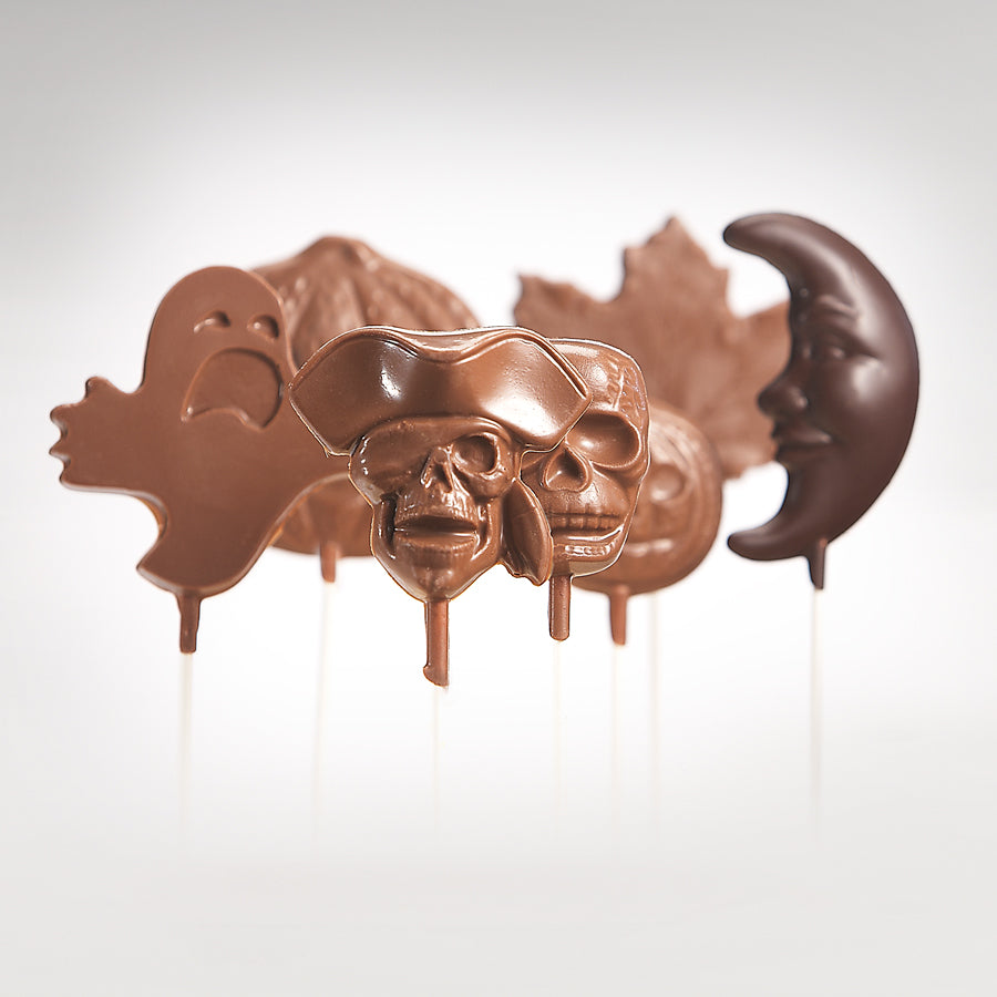 Various halloween themed chocolate suckers